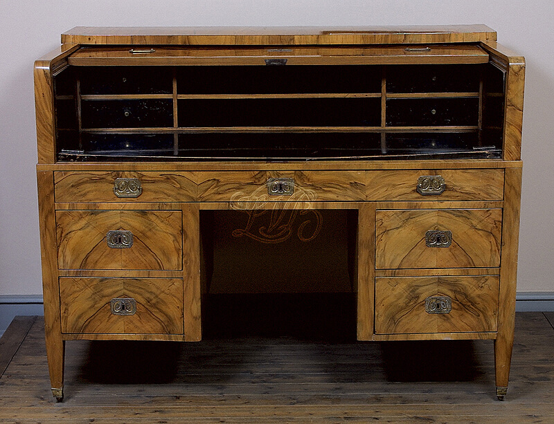 Writing desk